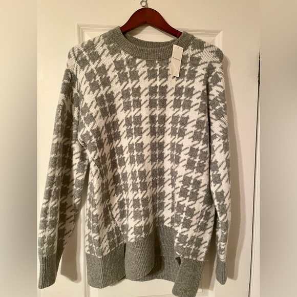 Abercrombie & Fitch Sweaters - Abercrombie sweater - New